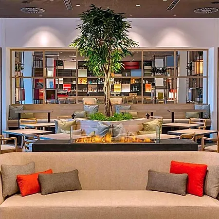 Intercityhotel Berlin Airport Ber Terminal 1 & 2 Шёнефельд