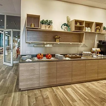 Intercityhotel Berlin Airport Ber Terminal 1 & 2