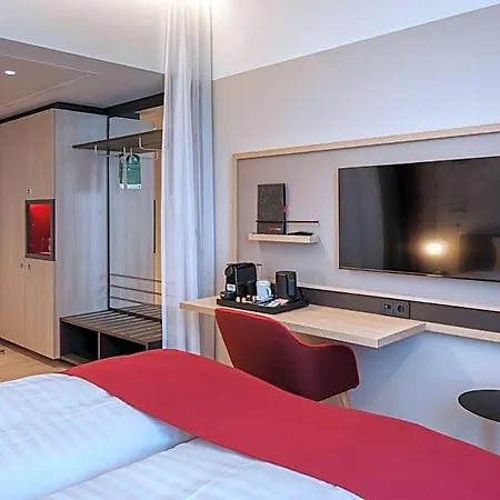 Отель Intercityhotel Berlin Airport Ber Terminal 1 & 2