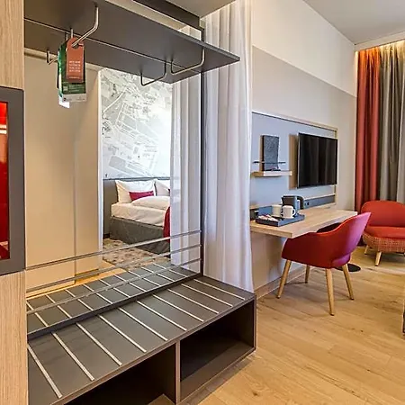 Intercityhotel Berlin Airport Ber Terminal 1 & 2 Отель 4*